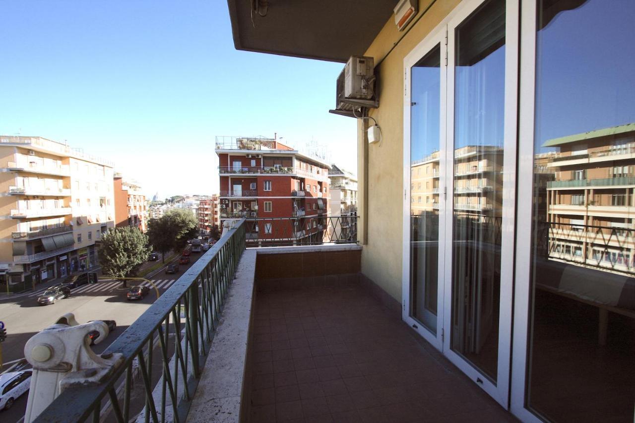 Apartamento Residenza Aletheia - 2Br With Saint Peter'S View Roma Exterior foto