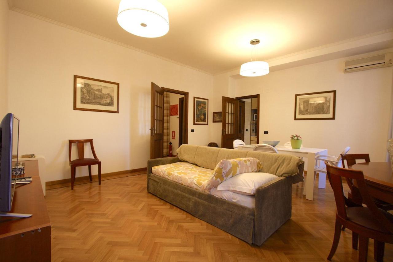 Apartamento Residenza Aletheia - 2Br With Saint Peter'S View Roma Exterior foto